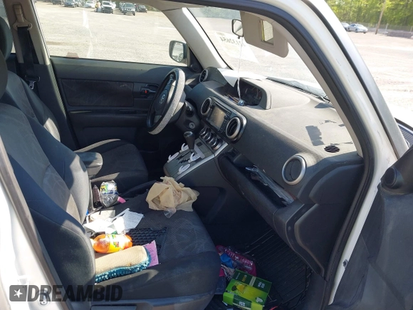2013 Scion xB with VIN JTLZE4FE0DJ045236, listed as a IAAI auction lot 42132654 with 1 mi miles. Bid and sale history available at carsss.com. Image 5.