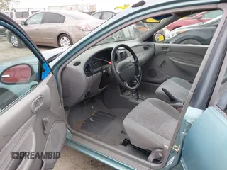 1997 Ford Escort LX z VIN 1FALP13P2VW120285, wystawiony jako IAAI lot #42062142 z przebiegiem 199 076 mil mil oraz . Historia ofert i sprzedaży dostępna na DreamBid. Obrazek 5.