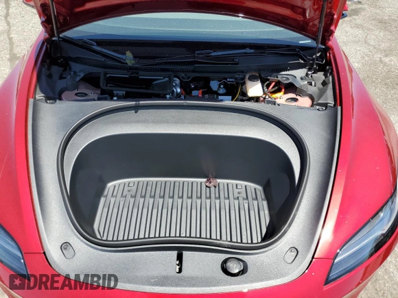 2025 Tesla Model 3 Long Range z VIN 5YJ3E1EA1SF931133, wystawiony jako Copart lot #57804915 z przebiegiem 1 226 mil mil oraz Szkoda całkowita • Salvage title. Historia ofert i sprzedaży dostępna na DreamBid. Obrazek 11.