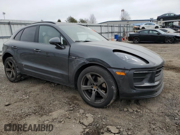 2022 Porsche Macan with VIN WP1AA2A54NLB10898, listed as a Copart auction lot 46875015 with Not Provided miles and Salvage Title. Bid and sale history available at DreamBid. Image 4.