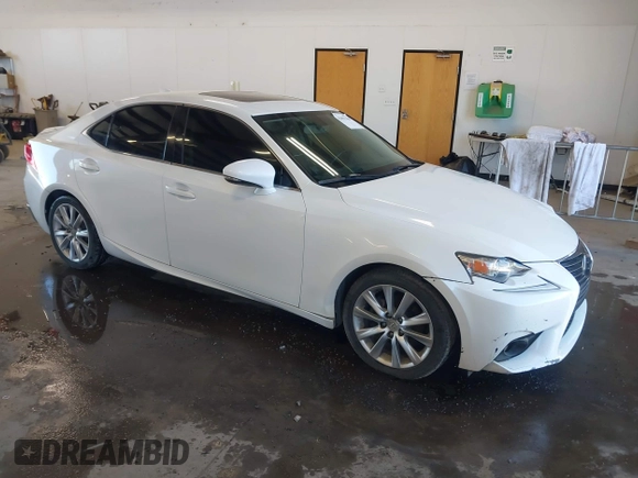 2014 Lexus IS 250 with VIN JTHBF1D23E5019062, listed as a IAAI auction lot 42451266 with 123,228 mi miles and . Bid and sale history available at DreamBid. Image 1.