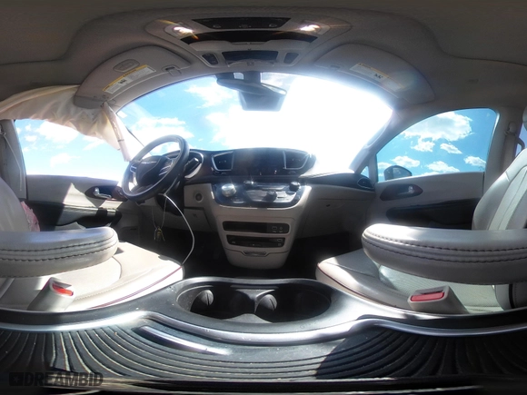 2017 Chrysler Pacifica Limited with VIN 2C4RC1GG5HR812600, listed as a IAAI auction lot 41747528 with 88,810 mi miles. Bid and sale history available at carsss.com. Image 18.