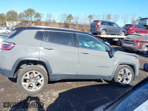 2019 Jeep Compass Limited z VIN 3C4NJDCB4KT787418, wystawiony jako IAAI lot #41435664 z przebiegiem 72 940 mil mil oraz . Historia ofert i sprzedaży dostępna na DreamBid. Obrazek 13.
