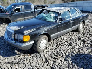 1989 Mercedes-Benz 300 300SE z VIN WDBCA24D2KA437884, wystawiony jako Copart lot #47598914 z przebiegiem 115 130 mil mil oraz Czysty tytuł • Clean title. Historia ofert i sprzedaży dostępna na DreamBid. Obrazek 1.
