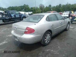2007 Buick LaCrosse CX with VIN 2G4WC582571226954, listed as a IAAI auction lot 42638999 with 120,843 mi miles and . Bid and sale history available at DreamBid. Image 4.