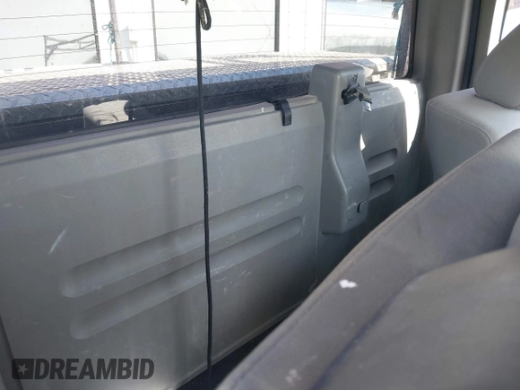 2007 Ford F-150 XL with VIN 1FTPF12V07KC40241, listed as a IAAI auction lot 41736613 with 403,583 mi miles. Bid and sale history available at carsss.com. Image 8.