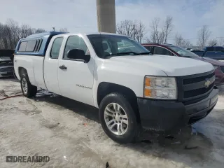 2007 Chevrolet Silverado 1500 LT w/1LT with VIN 1GCEC19J27E539831, listed as a Copart auction lot 45889075 with 200,780 mi miles and Clean Title. Bid and sale history available at carsss.com. Image 4.