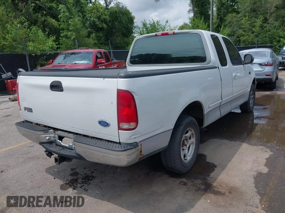 1997 Ford F-150 with VIN 1FTDX176XVKD24498, listed as a IAAI auction lot 42776008 with 191,126 mi miles and . Bid and sale history available at DreamBid. Image 4.