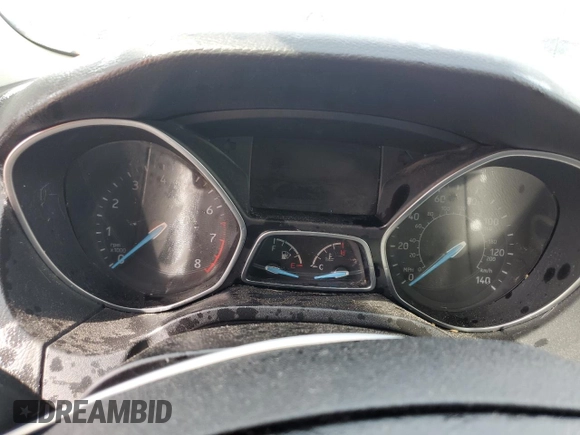 2018 Ford Focus SE z VIN 1FADP3F24JL204488, wystawiony jako Copart lot #54733625 z przebiegiem Nie podano mil oraz Szkoda całkowita • Salvage title. Historia ofert i sprzedaży dostępna na DreamBid. Obrazek 9.