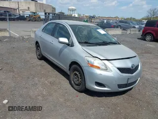 2010 Toyota Yaris with VIN JTDBT4K33A1394135, listed as a IAAI auction lot 42087987 with 162,172 mi miles. Bid and sale history available at carsss.com. Image 1.