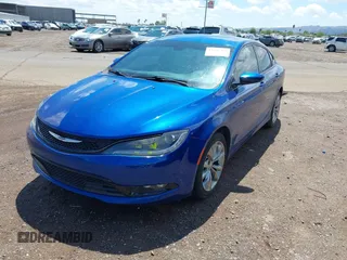 2015 Chrysler 200 S z VIN 1C3CCCBB3FN620636, wystawiony jako IAAI lot #42406483 z przebiegiem 156 773 mil mil oraz . Historia ofert i sprzedaży dostępna na DreamBid. Obrazek 2.