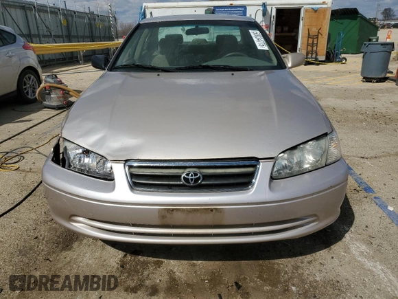 2001 Toyota Camry CE with VIN 4T1BG22K31U028525, listed as a Copart auction lot 50034775 with 103,444 mi miles and Salvage Title. Bid and sale history available at carsss.com. Image 5.