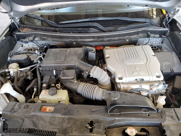 2018 Mitsubishi Outlander PHEV SEL with VIN JA4J24A53JZ057669, listed as a Copart auction lot 65449382 with 28947 miles. Bid and sale history available at carsss.com. Image 7.