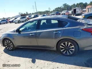 2018 Nissan Altima 2.5 S with VIN 1N4AL3APXJC124355, listed as a IAAI auction lot 40568719 with 137,316 mi miles. Bid and sale history available at carsss.com. Image 14.