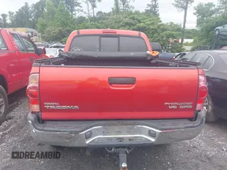 2009 Toyota Tacoma PreRunner with VIN 3TMJU62N89M074989, listed as a IAAI auction lot 42352332 with 277,020 mi miles and . Bid and sale history available at DreamBid. Image 16.