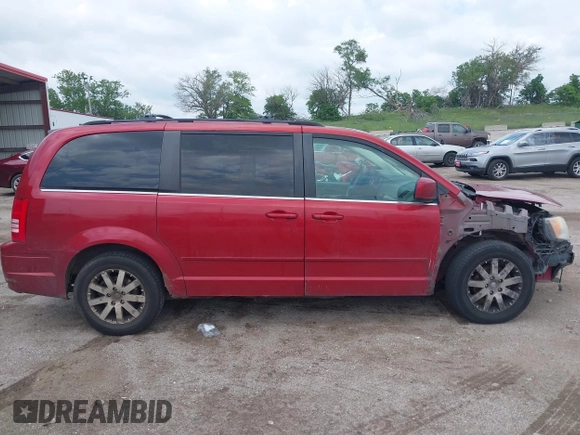 2008 Chrysler Town & Country Touring with VIN 2A8HR54P58R662471, listed as a IAAI auction lot 42457519 with 194,331 mi miles and . Bid and sale history available at DreamBid. Image 14.