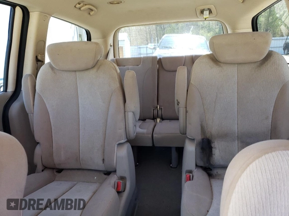 2010 Kia Sedona LX with VIN KNDMG4C33A6359612, listed as a Copart auction lot 55347545 with 197,699 mi miles and Clean Title. Bid and sale history available at carsss.com. Image 10.
