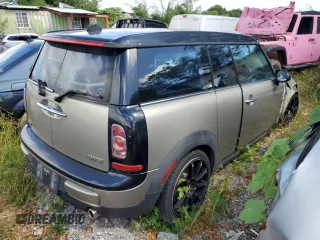 2011 MINI Clubman z VIN WMWZF3C56BTY00475, wystawiony jako Copart lot #74595784 z przebiegiem Nie podano mil oraz Nie do naprawy • Non repairable. Historia ofert i sprzedaży dostępna na DreamBid. Obrazek 3.