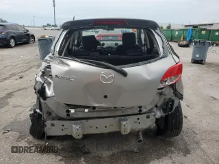 2013 Mazda 2 Touring z VIN JM1DE1LZ5D0162425, wystawiony jako Copart lot #59033595 z przebiegiem 225 932 mil mil oraz Szkoda całkowita • Salvage title. Historia ofert i sprzedaży dostępna na DreamBid. Obrazek 6.