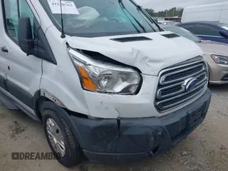 2016 Ford Transit XL z VIN 1FBZX2ZM7GKA97267, wystawiony jako IAAI lot #41520763 z przebiegiem 77 366 mil mil oraz . Historia ofert i sprzedaży dostępna na DreamBid. Obrazek 6.
