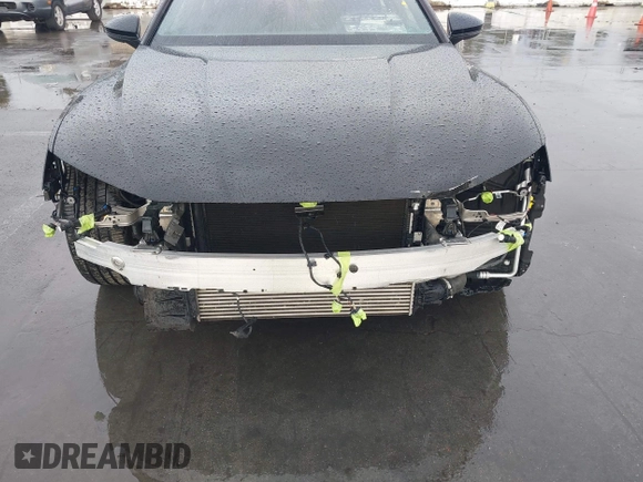 2019 Audi A7 Prestige with VIN WAUV2AF24KN021015, listed as a IAAI auction lot 41479702 with 37,840 mi miles. Bid and sale history available at carsss.com. Image 6.