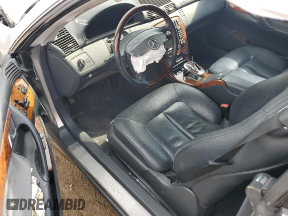 2002 Mercedes-Benz CL 500/600 z VIN WDBPJ75J72A030386, wystawiony jako Copart lot #63415904 z przebiegiem Nie podano mil oraz Szkody całkowita. Historia ofert i sprzedaży dostępna na DreamBid. Obrazek 8.