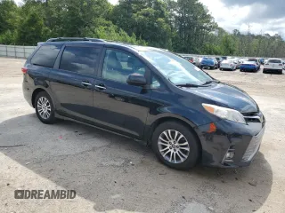2018 Toyota Sienna XLE Auto Access Seat with VIN 5TDYZ3DC9JS908685, listed as a Copart auction lot 59714785 with 134,997 mi miles and Salvage title. Bid and sale history available at DreamBid. Image 4.