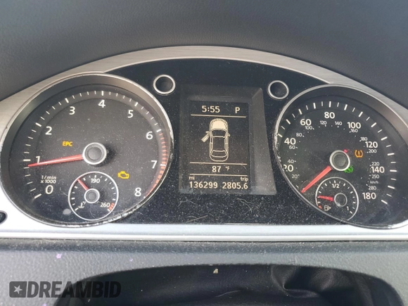 2014 Volkswagen CC Sport with VIN WVWBN7AN5EE507872, listed as a Copart auction lot 42879135 with 136,299 mi miles and Clean Title. Bid and sale history available at carsss.com. Image 9.