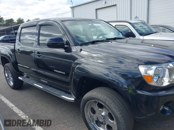 2008 Toyota Tacoma z VIN 5TELU42NX8Z506805, wystawiony jako IAAI lot #42063134 z przebiegiem 228 690 mil mil oraz . Historia ofert i sprzedaży dostępna na DreamBid. Obrazek 13.