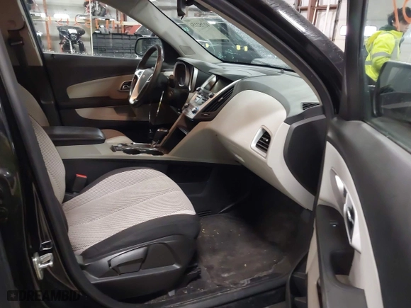 2016 Chevrolet Equinox LT with VIN 2GNFLFEK8G6132527, listed as a IAAI auction lot 41752151 with 132,192 mi miles. Bid and sale history available at carsss.com. Image 5.