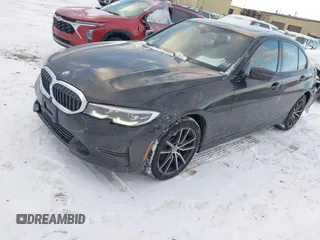 2022 BMW 3 Series 330i xDrive with VIN 3MW5R7J09N8C42010, listed as a IAAI auction lot 41333720 with 22,695 mi miles. Bid and sale history available at carsss.com. Image 17.