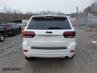 2018 Jeep Grand Cherokee Laredo E with VIN 1C4RJFAG6JC152867, listed as a IAAI auction lot 41486884 with 67,115 mi miles. Bid and sale history available at carsss.com. Image 16.