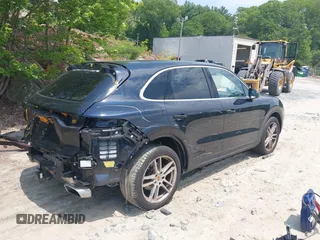 2019 Porsche Cayenne with VIN WP1AA2AY0KDA10815, listed as a IAAI auction lot 42475927 with 74,911 mi miles and . Bid and sale history available at DreamBid. Image 4.