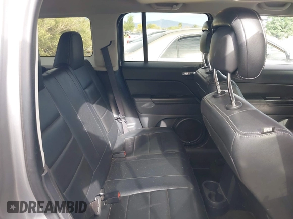2016 Jeep Patriot High Altitude with VIN 1C4NJRFB8GD595327, listed as a IAAI auction lot 42061901 with 78,981 mi miles and . Bid and sale history available at DreamBid. Image 8.