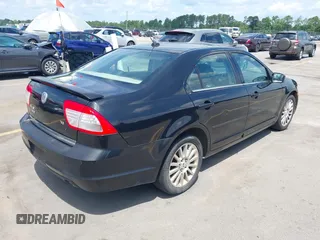 2009 Mercury Milan Premier z VIN 3MEHM08129R603905, wystawiony jako IAAI lot #42450315 z przebiegiem 204 100 mil mil oraz . Historia ofert i sprzedaży dostępna na DreamBid. Obrazek 4.