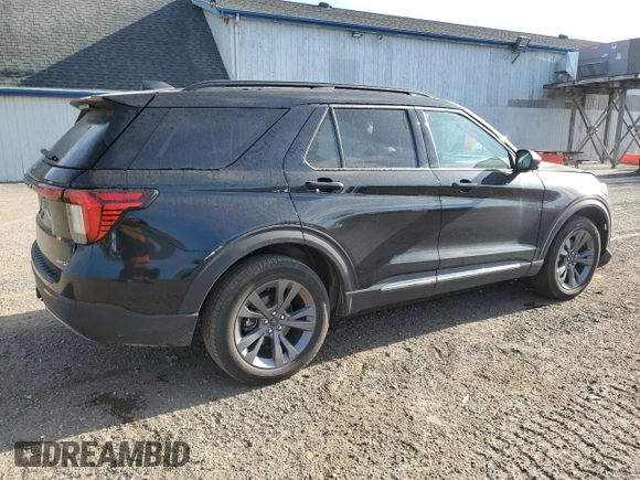 2025 Ford Explorer Active with VIN 1FMUK8DH9SGA99627, listed as a Copart auction lot 54778855 with 8,303 mi miles and Clean title. Bid and sale history available at DreamBid. Image 3.