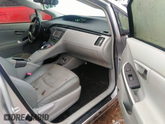 2013 Toyota Prius One with VIN JTDKN3DU6D5588097, listed as a IAAI auction lot 41151413 with 148,728 mi miles and . Bid and sale history available at DreamBid. Image 5.