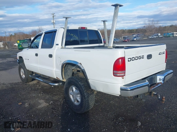 2000 Dodge Dakota Sport with VIN 1B7GG2AN1YS666364, listed as a IAAI auction lot 41718320 with 191,976 mi miles and . Bid and sale history available at carsss.com. Image 3.