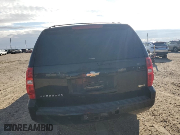 2008 Chevrolet Suburban Commercial with VIN 1GNFK16308J168777, listed as a Copart auction lot 84097424 with 194,831 mi miles and Clean Title. Bid and sale history available at carsss.com. Image 6.