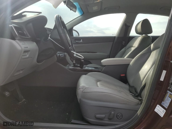 2017 Kia Optima EX with VIN 5XXGU4L38HG153056, listed as a Copart auction lot 46900665 with 82,990 mi miles and Salvage Title. Bid and sale history available at carsss.com. Image 7.