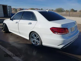 2014 Mercedes-Benz E-Class E 250 BlueTEC Luxury with VIN WDDHF0EB1EA873470, listed as a IAAI auction lot 41406978 with 98,515 mi miles. Bid and sale history available at carsss.com. Image 3.