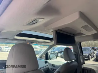 2011 Toyota Sienna XLE with VIN 5TDDK3DC3BS007297, listed as a Copart auction lot 55276405 with 208,274 mi miles and Clean Title. Bid and sale history available at DreamBid. Image 9.
