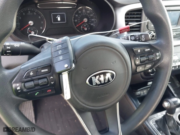 2017 Kia Sorento LX V6 with VIN 5XYPG4A53HG199627, listed as a IAAI auction lot 41199694 with 90,155 mi miles. Bid and sale history available at carsss.com. Image 11.