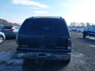 2002 Chevrolet Tahoe LT z VIN 1GNEC13Z02R203361, wystawiony jako IAAI lot #41580885 z przebiegiem 349 050 mil mil oraz . Historia ofert i sprzedaży dostępna na DreamBid. Obrazek 16.