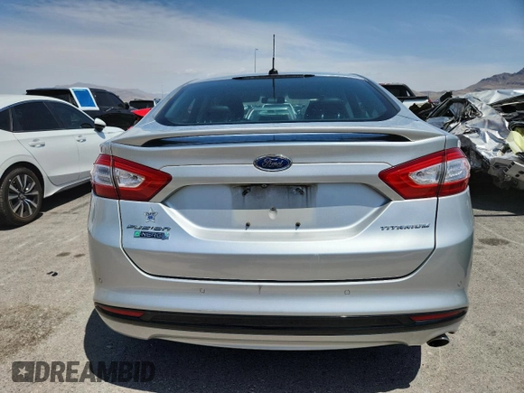 2014 Ford Fusion Titanium with VIN 3FA6P0SU2ER164109, listed as a Copart auction lot 62234175 with 130,324 mi miles and Clean title. Bid and sale history available at DreamBid. Image 6.