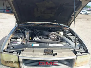 2000 GMC Sonoma SLS with VIN 1GTDT19W6Y8197873, listed as a IAAI auction lot 42195920 with 118,061 mi miles and . Bid and sale history available at DreamBid. Image 10.