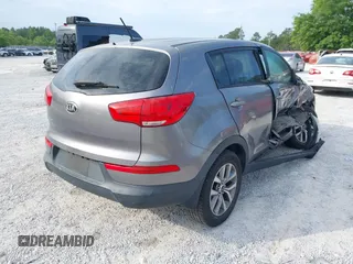 2016 Kia Sportage LX with VIN KNDPB3AC9G7846454, listed as a IAAI auction lot 42093337 with 143,513 mi miles. Bid and sale history available at carsss.com. Image 4.