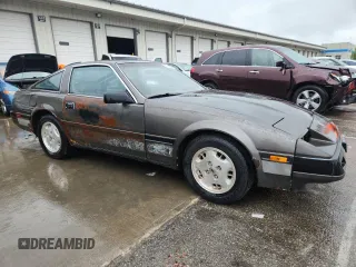 1984 Nissan 300ZX with VIN JN1HZ14S4EX005200, listed as a Copart auction lot 61509385 with 190,583 mi miles and Clean title. Bid and sale history available at DreamBid. Image 4.