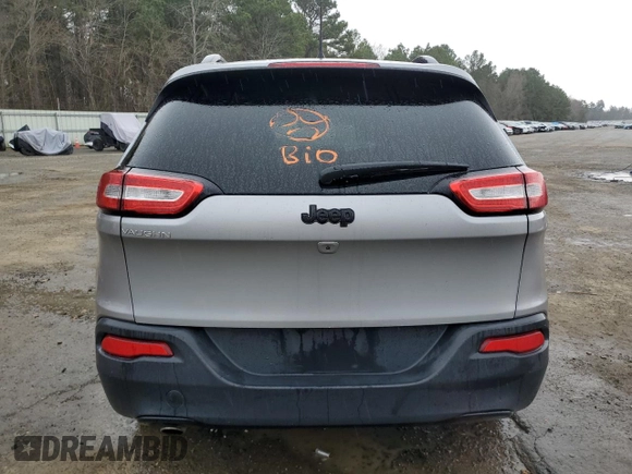 2017 Jeep Cherokee Limited with VIN 1C4PJLDB8HW516866, listed as a Copart auction lot 45516135 with 187,558 mi miles and Salvage Title. Bid and sale history available at carsss.com. Image 6.