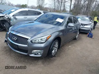 2016 Infiniti Q70 with VIN JN1BY1AR0GM270212, listed as a IAAI auction lot 41889159 with 108,760 mi miles. Bid and sale history available at carsss.com. Image 17.
